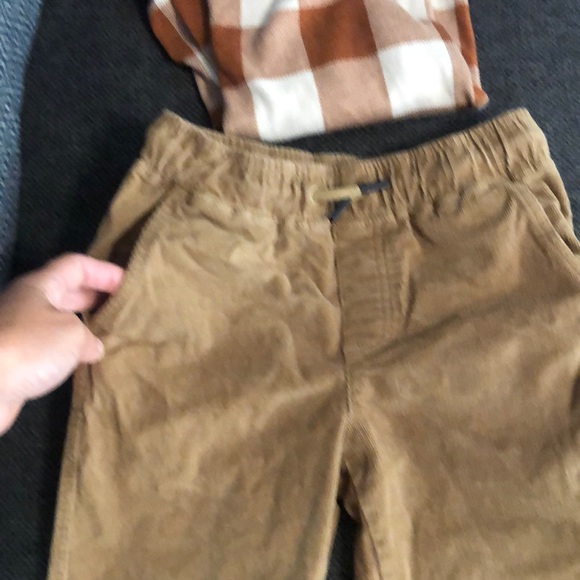 Tommy Bahama size 5/6 corduroy pants - Picture 3 of 4